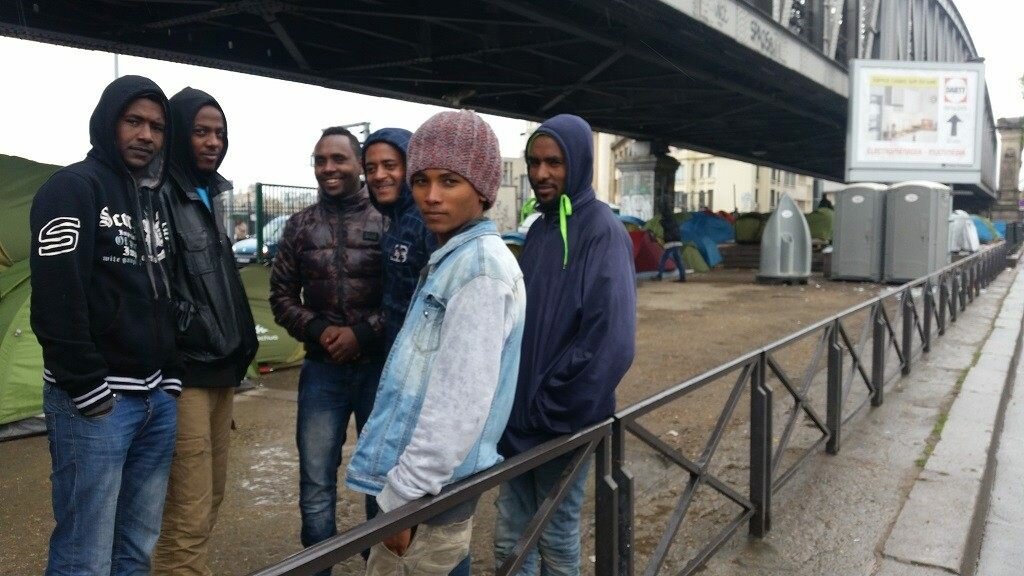 migrants