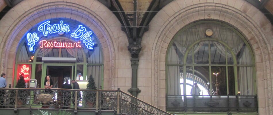 Le Train Bleu porte plainte contre des salariés pour crime de « quenelle »
