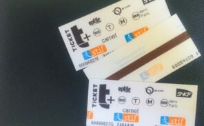 Transports parisiens : « Navigo easy » va enterrer le ticket de métro