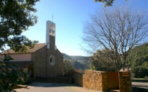 Le monastère de Cabanoule : prière, paix et bougies à la cire d’abeille !