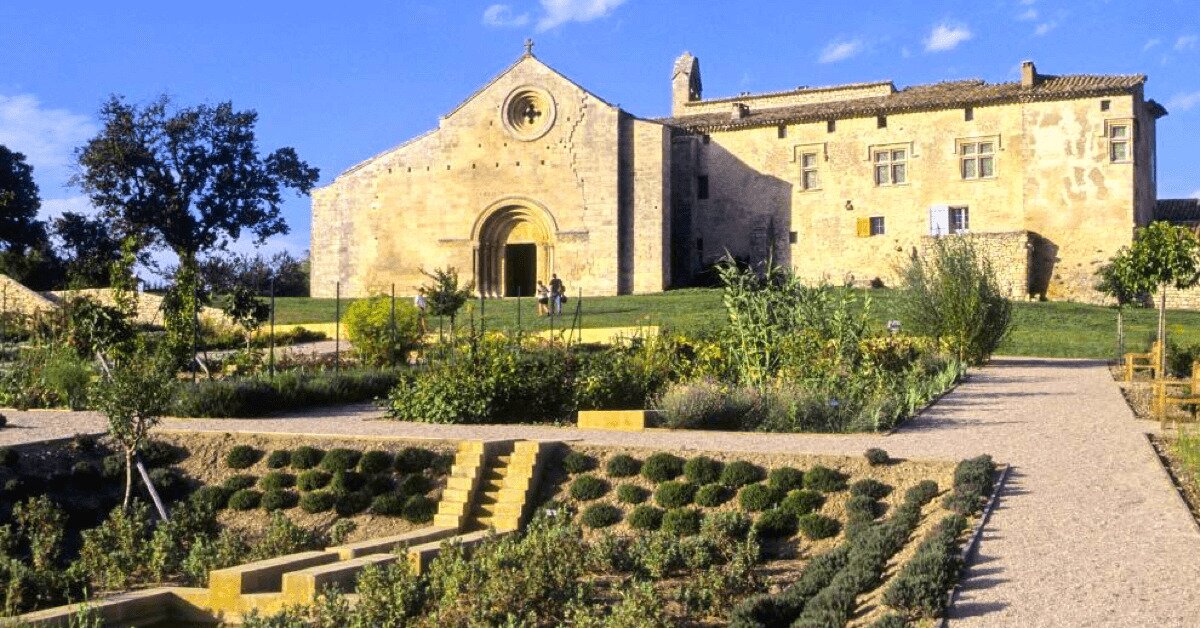 L abbaye De Castagniers Une Abbaye Qui Sent Bon Le Chocolat ParisVox